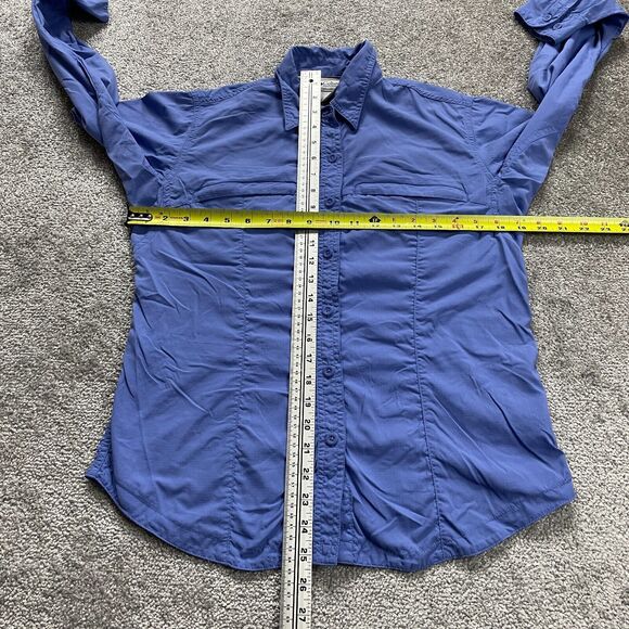 Columbia GRT Active Shirt Womens Small Blue Button Down Long Sleeve Zip Pockets - Picture 9 of 12